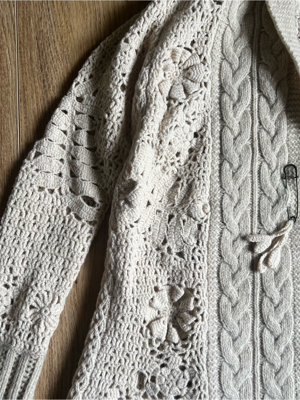 Anthropologie-Angel of the North Cream Openwork Cable Knit Shawl Collar Sweater - Picture 4 of 11